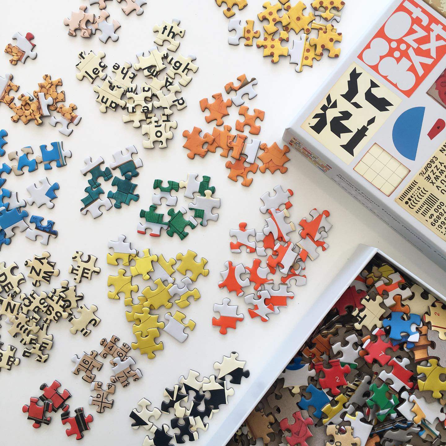 订购加拿大进口正方形拼图fourpointpuzzles失物招领1000片拼图