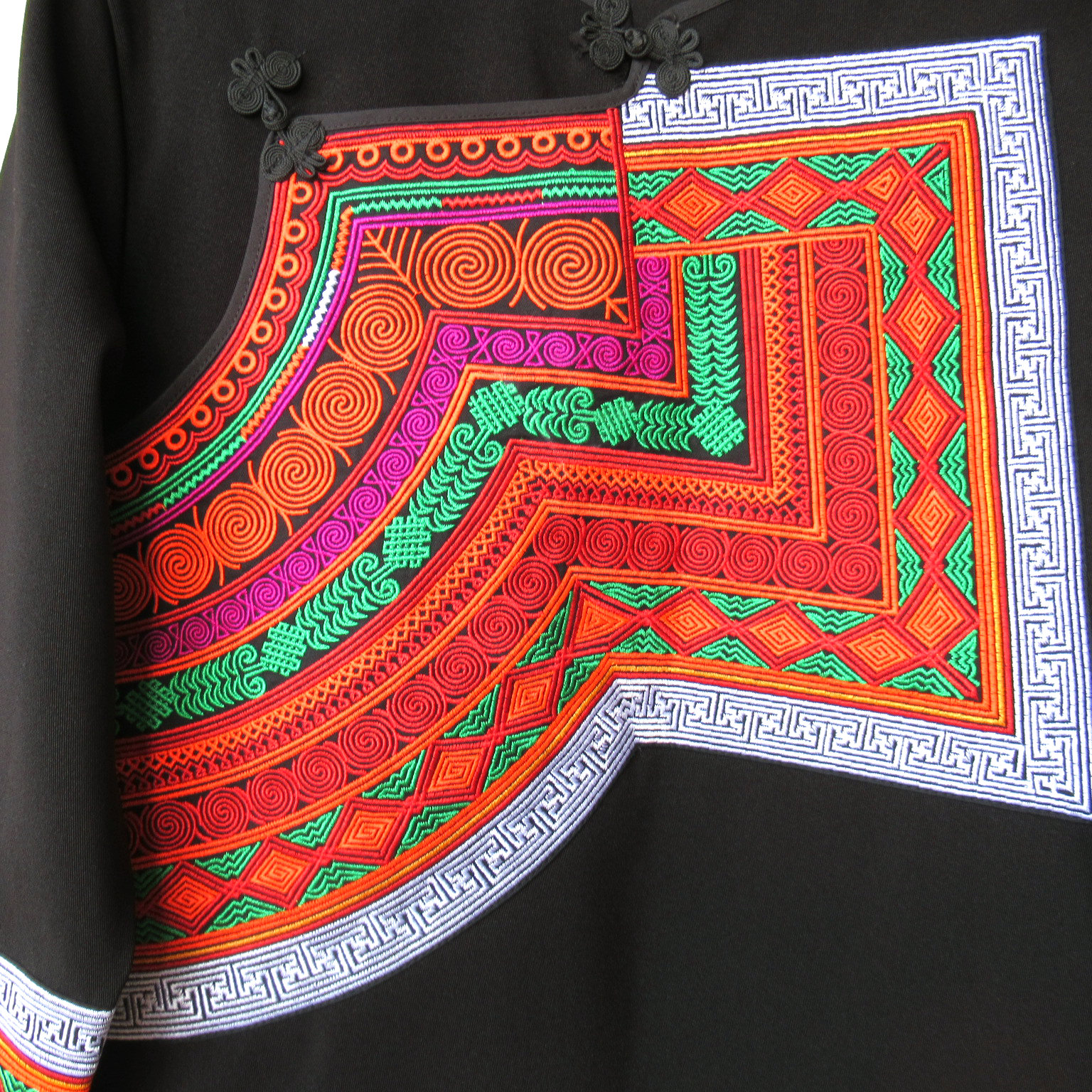 衣服彝族凉山服饰美姑款男士上衣传统机绣男装民族服装