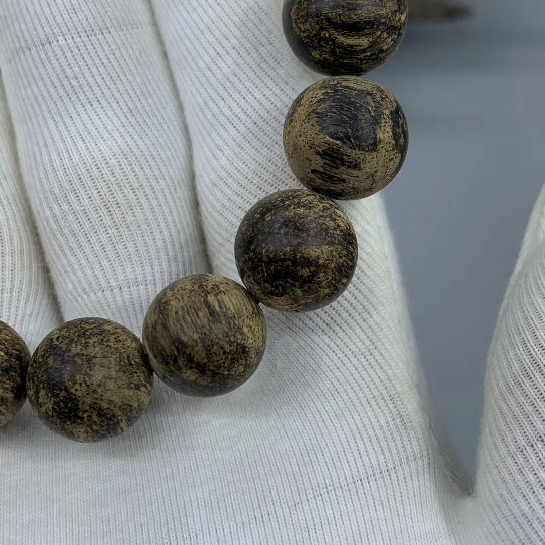 沉香越南芽庄野生黑棋老料13cm手串油脂木质手串