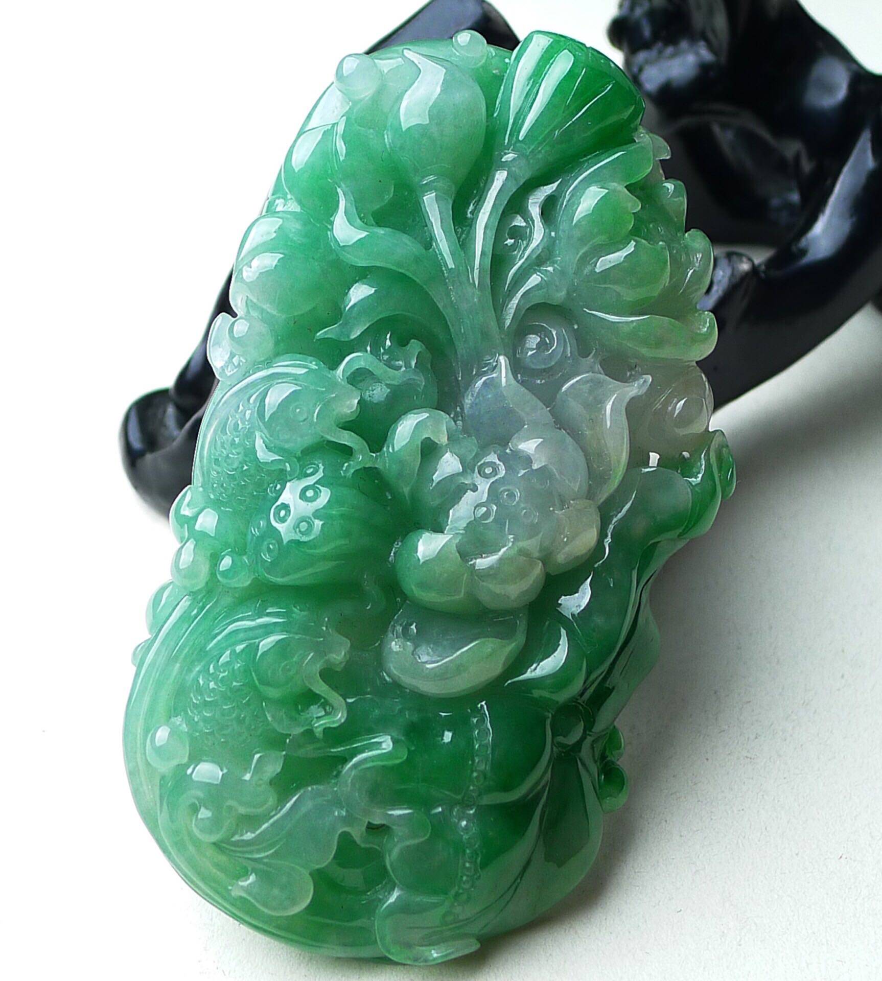 缅甸天然翡翠精雕水润满色荷花年年有余项坠挂件项坠