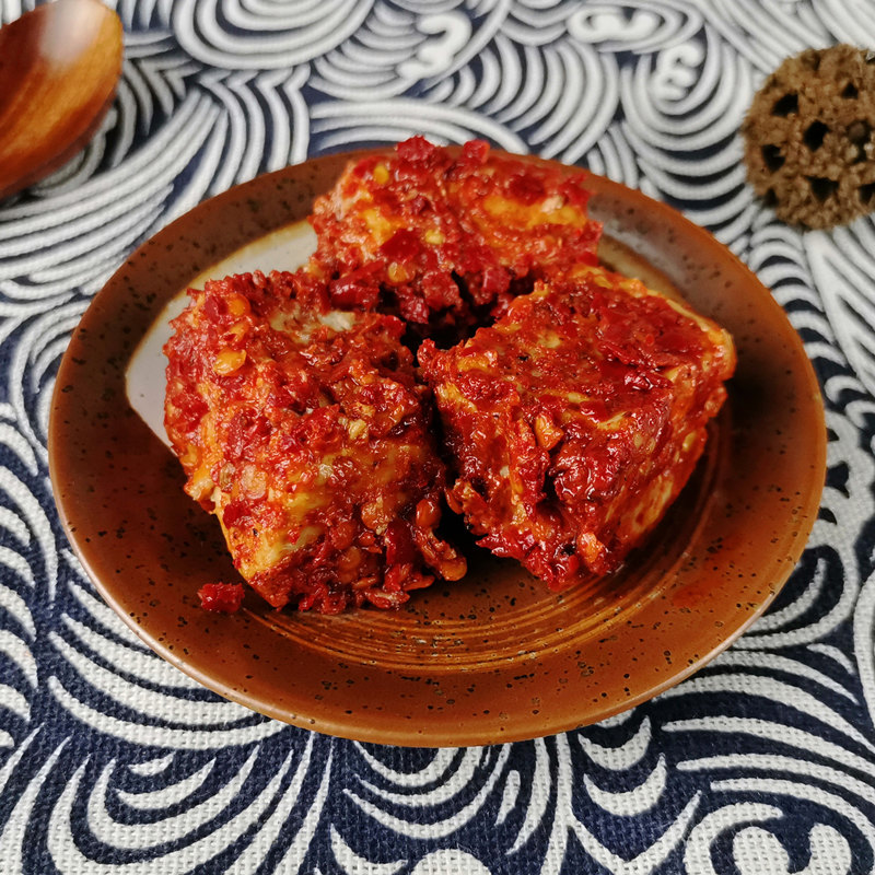 湖南永州道州道县特产农家自制霉豆腐香辣豆腐乳咸菜下饭菜开胃菜