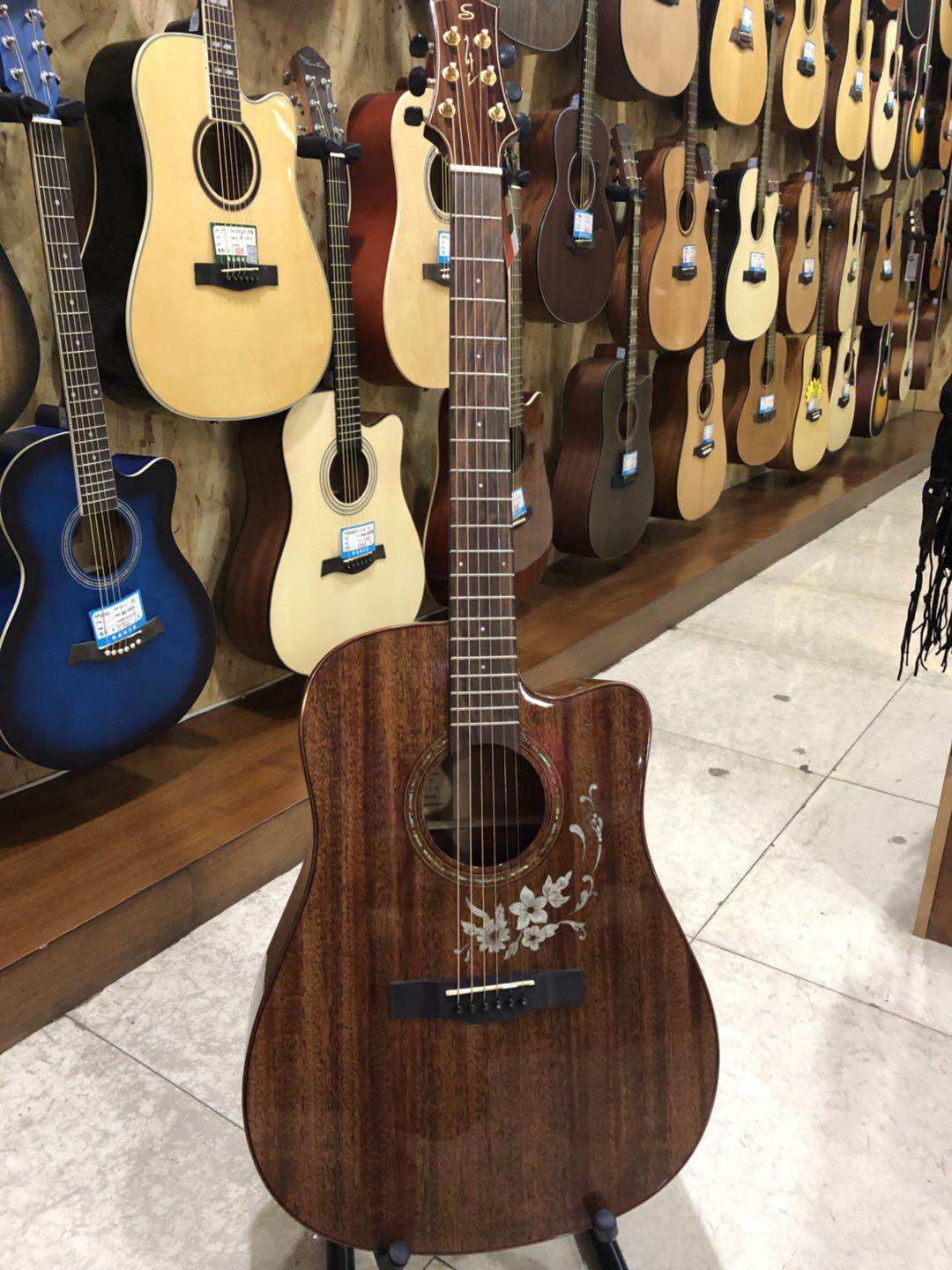 sqoe西班牙41寸a850手工马丁单板民谣吉他全桃吉他民谣吉他