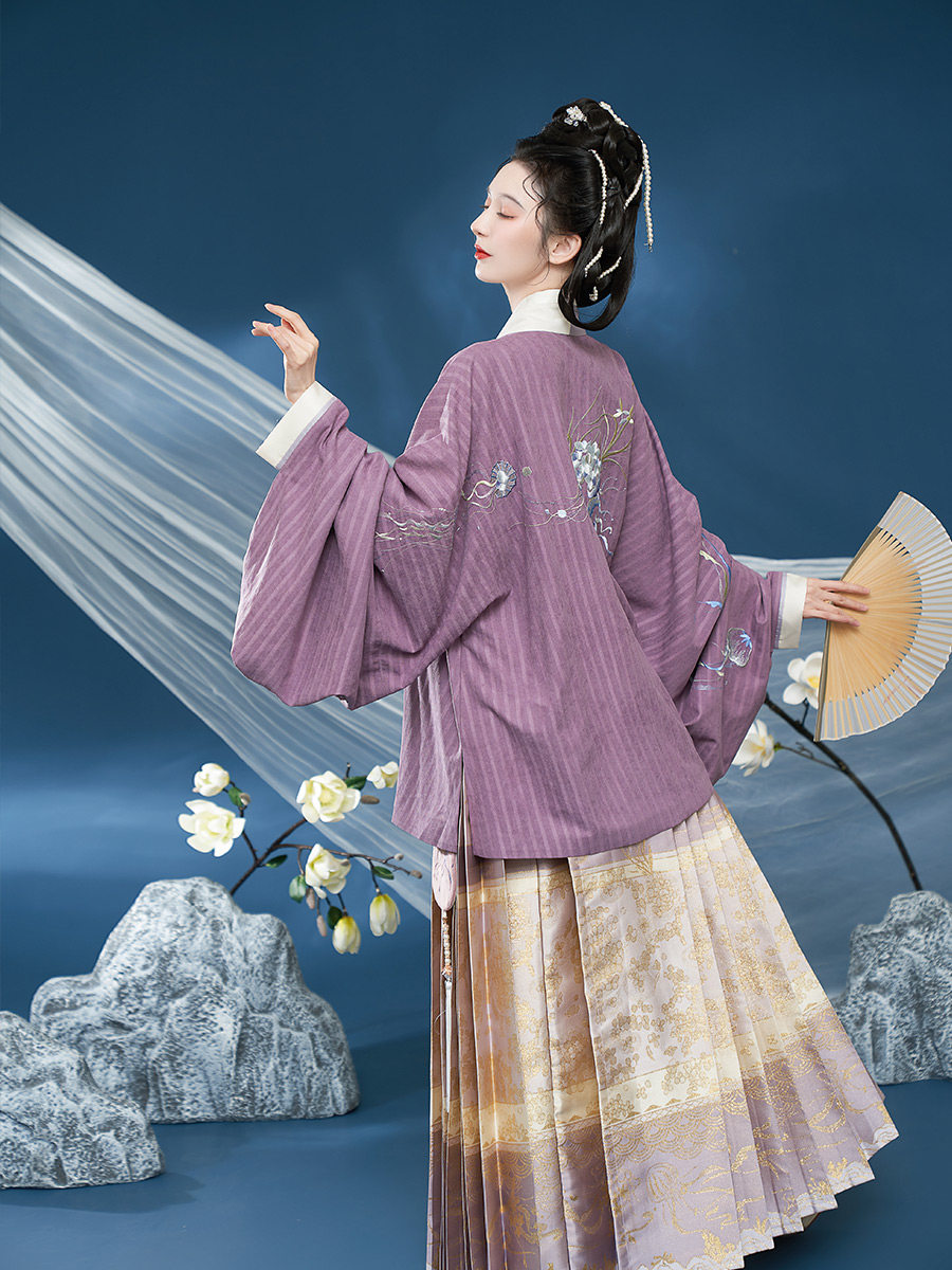 钟灵记月华琵琶对穿一片片式马面裙荷包配饰汉服女汉服