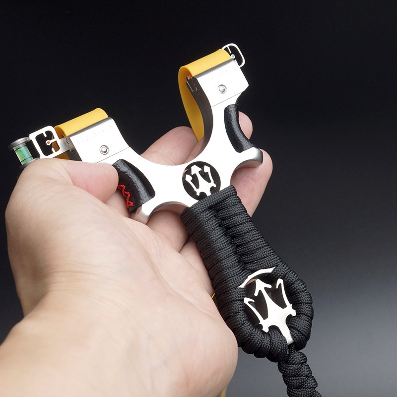 弹弓户外专业不锈钢红外激光瞄准器精度强力免绑飞镖