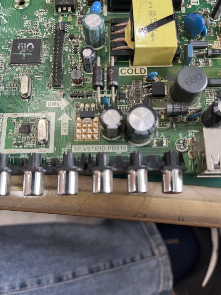 原装hkch32db3500液晶led电视主板tpvst69dpb818双高高清显示屏