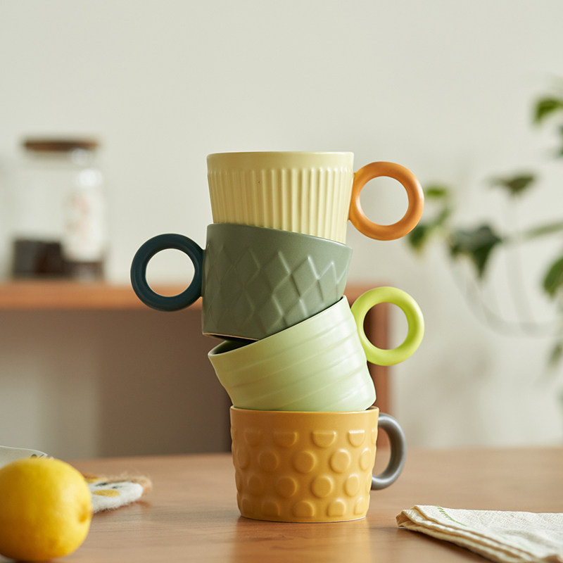 肆月简约甜甜圈把手马克陶瓷杯子日式水杯情侣马克杯