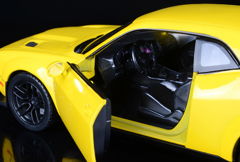 motormax2018道奇挑战者srt地狱原厂仿真合金正品车模