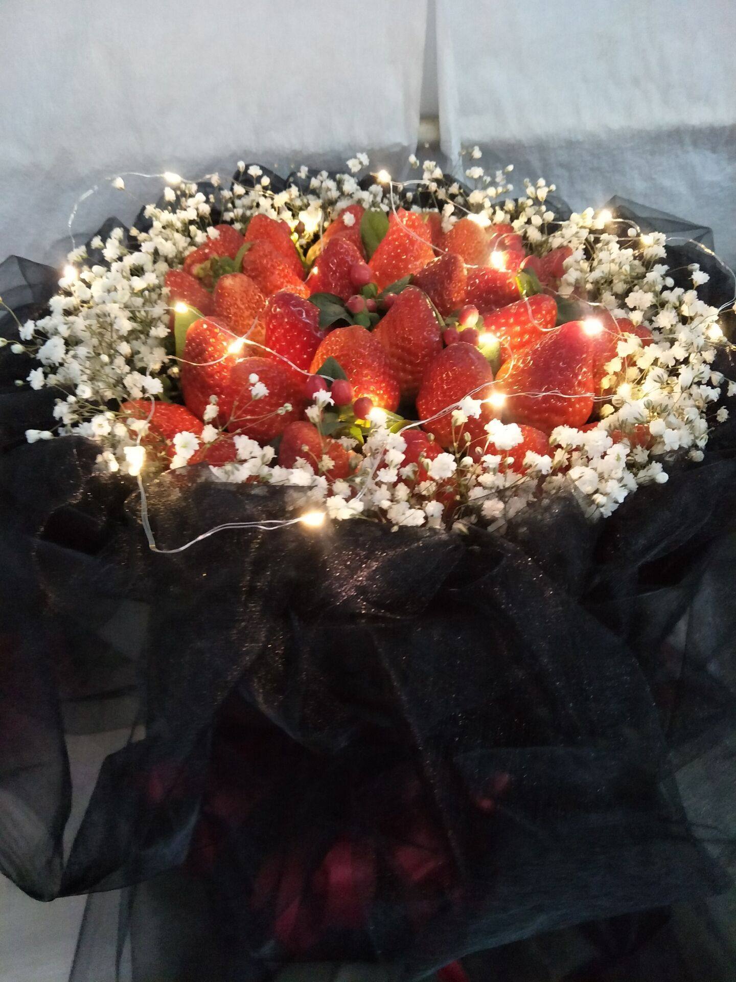 水果创意草莓花束鲜花速递同城合肥蜀山山包河瑶海鲜花速递同城