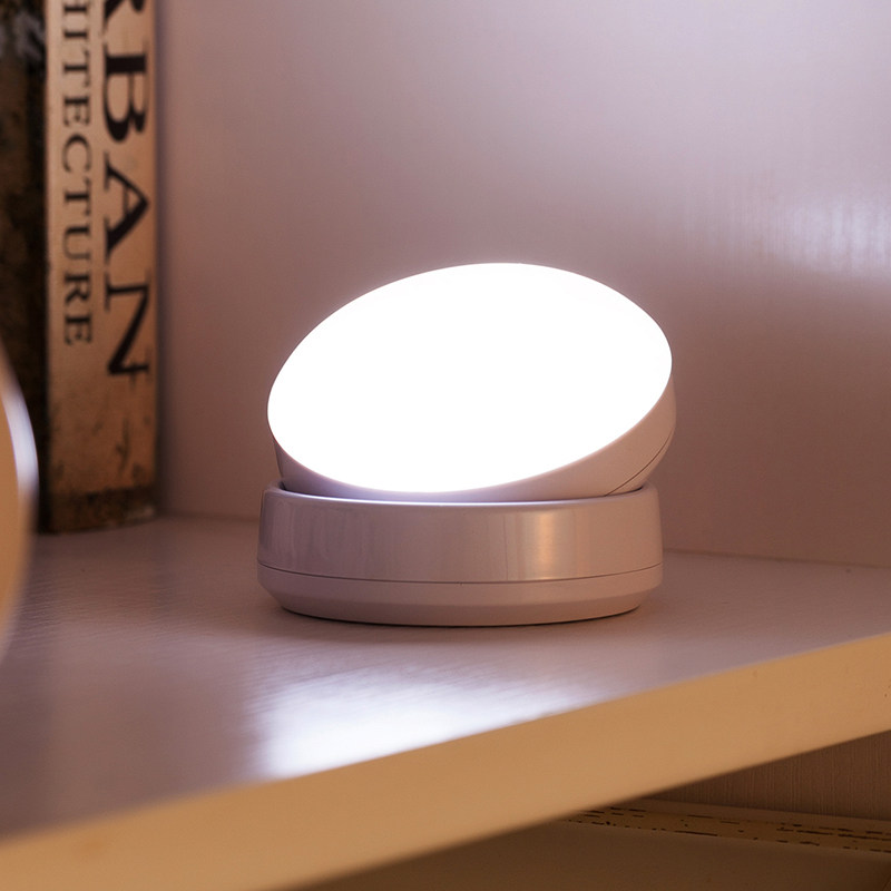 可旋转人体感应灯充电池卧室自动灯