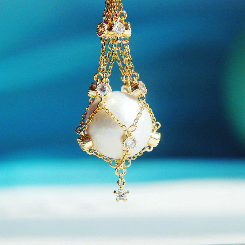 珍珠纯金镂空项链18kpaspaley帕斯帕雷风格网兜项坠