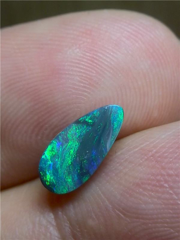 欧泊绿彩天然澳大利亚裸石q77戒面水滴形澳宝石珠宝奇石