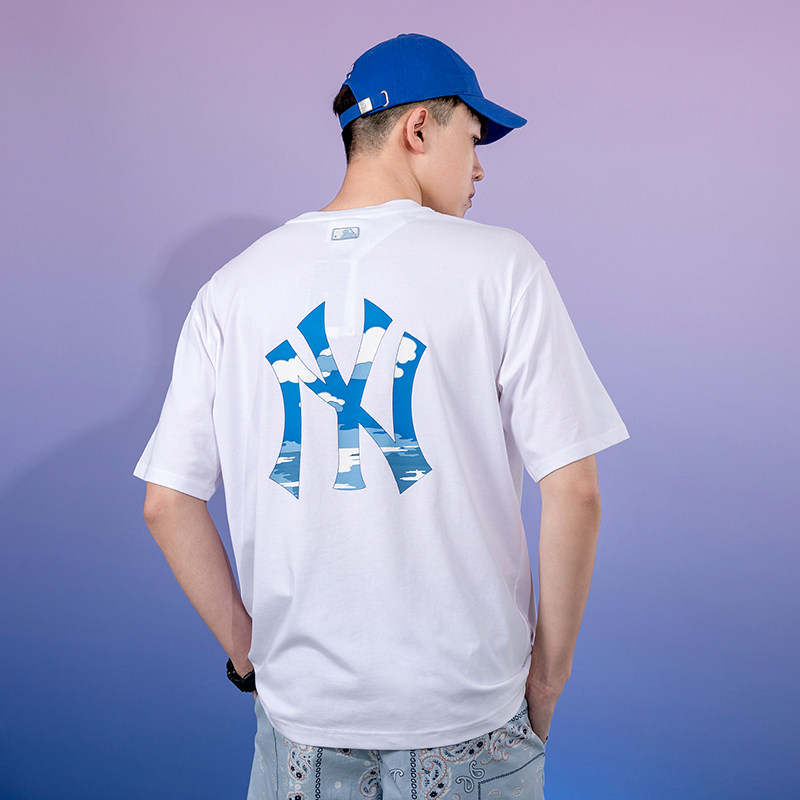 mlb云朵短袖潮流宽松印花男女天空ny夏季运动t恤