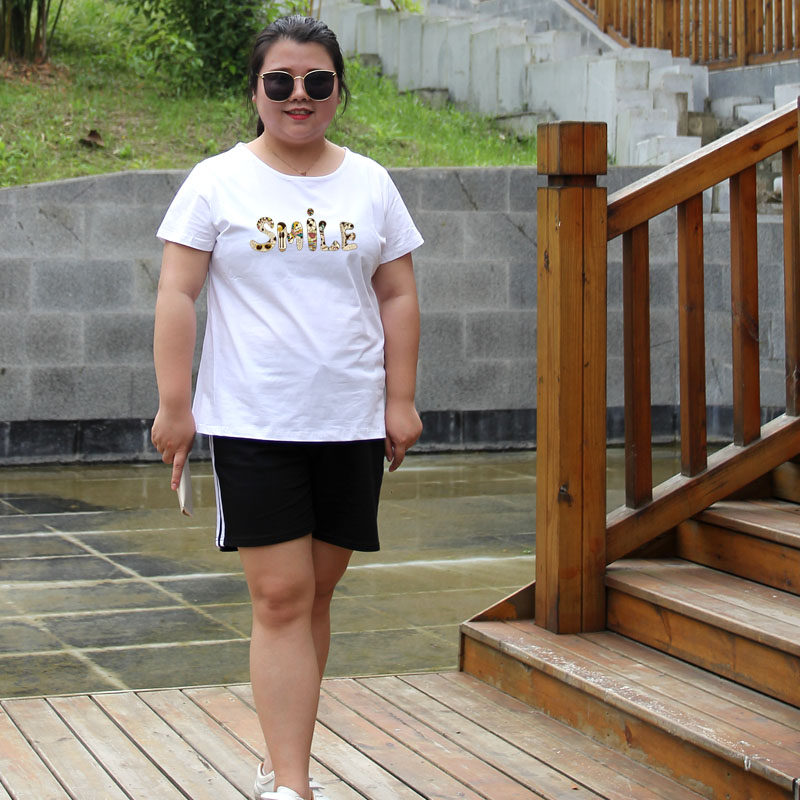 大码t恤女胖mm200斤宽松打底衫2019新款加肥加大白色短袖肥婆夏装