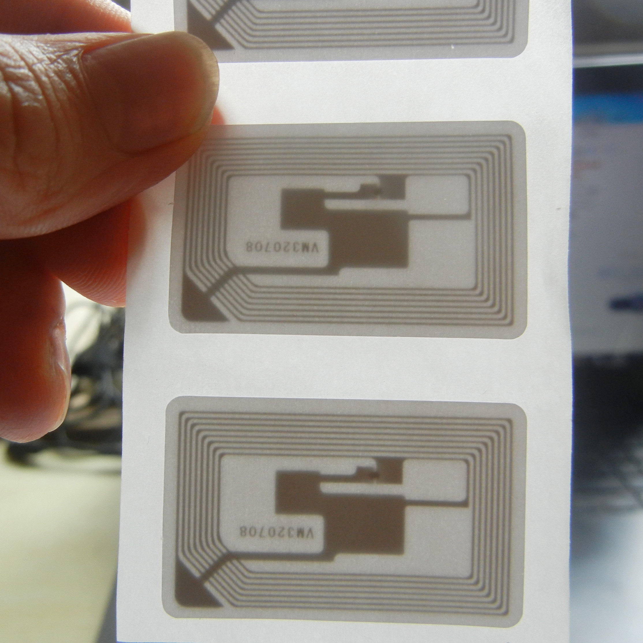 nfc抗金属电子标签 手机外贴电子标签 iso14443a s50芯片 40x25mm