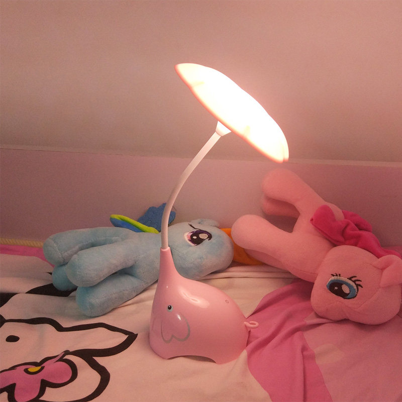 卡通创意小夜灯可调光柔光喂奶儿童婴儿安睡灯卧室床头充电节能灯