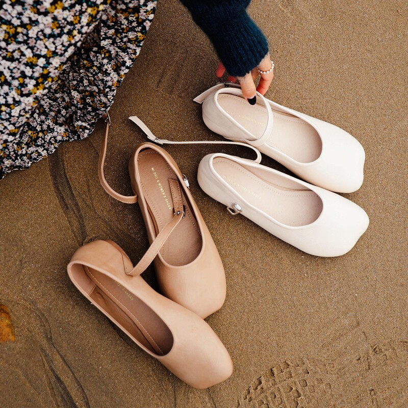 单鞋女2020春季新款浅口一字扣玛丽珍鞋复古百搭平底奶奶鞋豆豆鞋