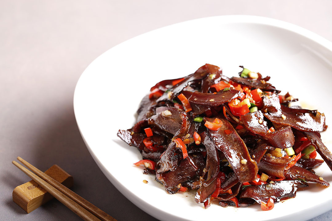 湖南农家米糠熏免切腊猪心150g顾家腊味坛子腌肉