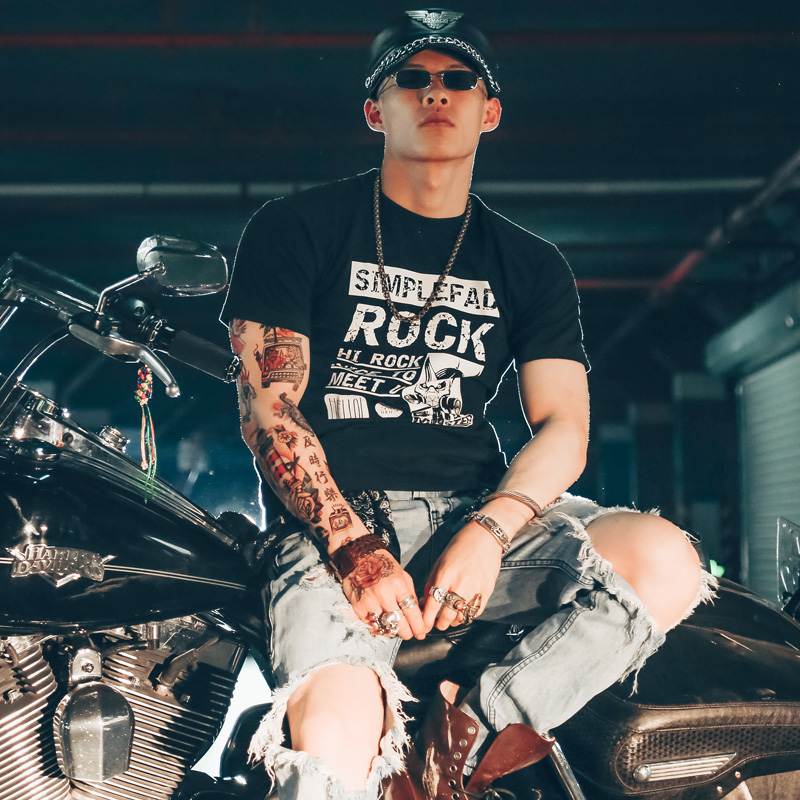 欧美潮牌暗黑摇滚短袖T恤男女嘻哈字母大印花宽松纯棉港风休闲潮