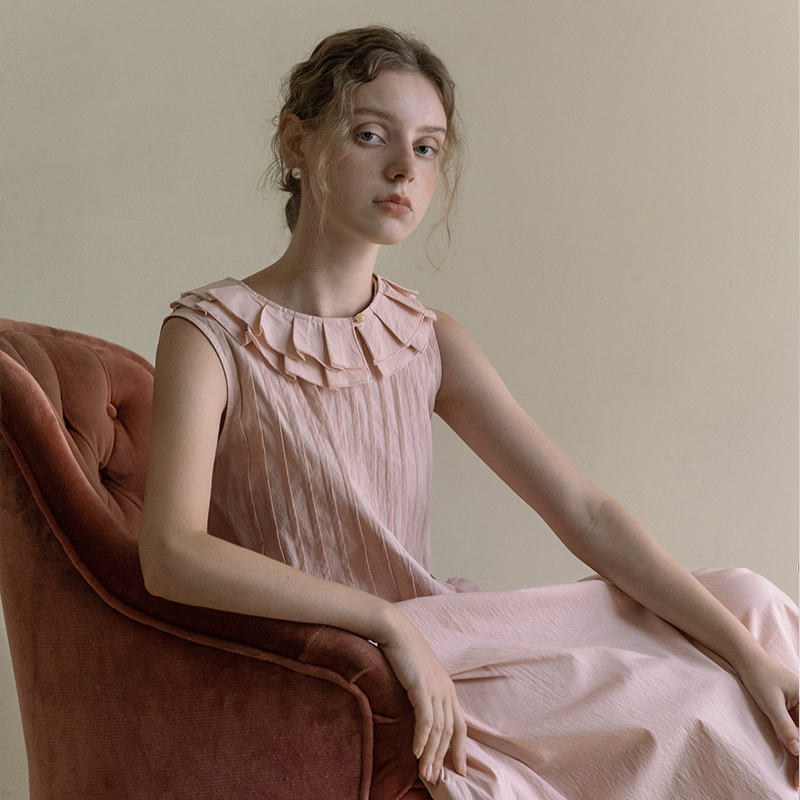 LLANO双生缪斯风琴褶背心连衣裙复古假日法式无袖气质中长裙女夏