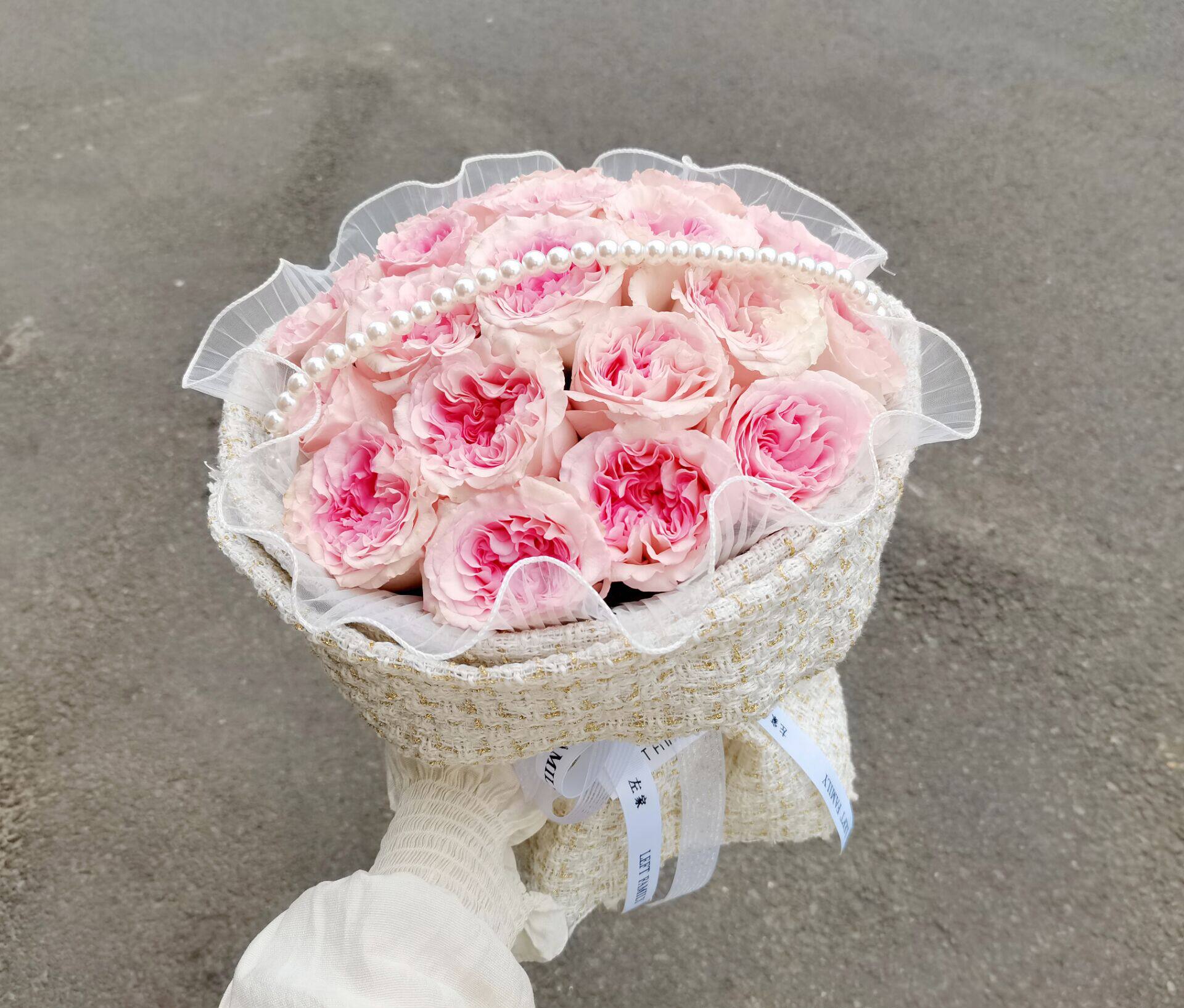 新款洛神玫瑰小香风花束曼塔宁波同城鲜花花速鲜花速递(同城)