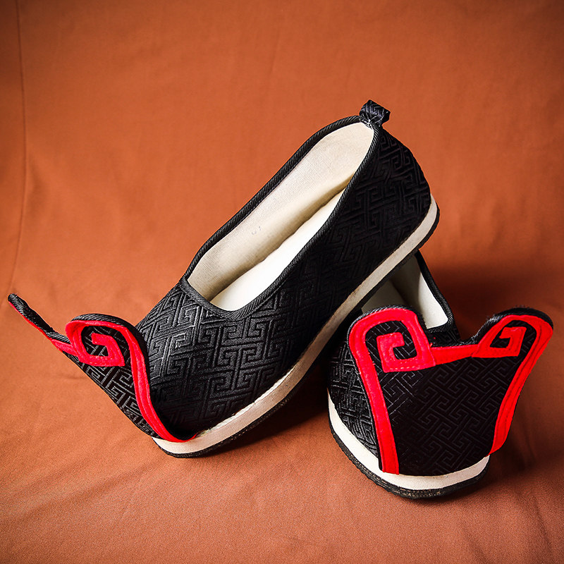 婚鞋子女古风传统翘头履平底内增高男女中式汉服鞋2020新款影视鞋