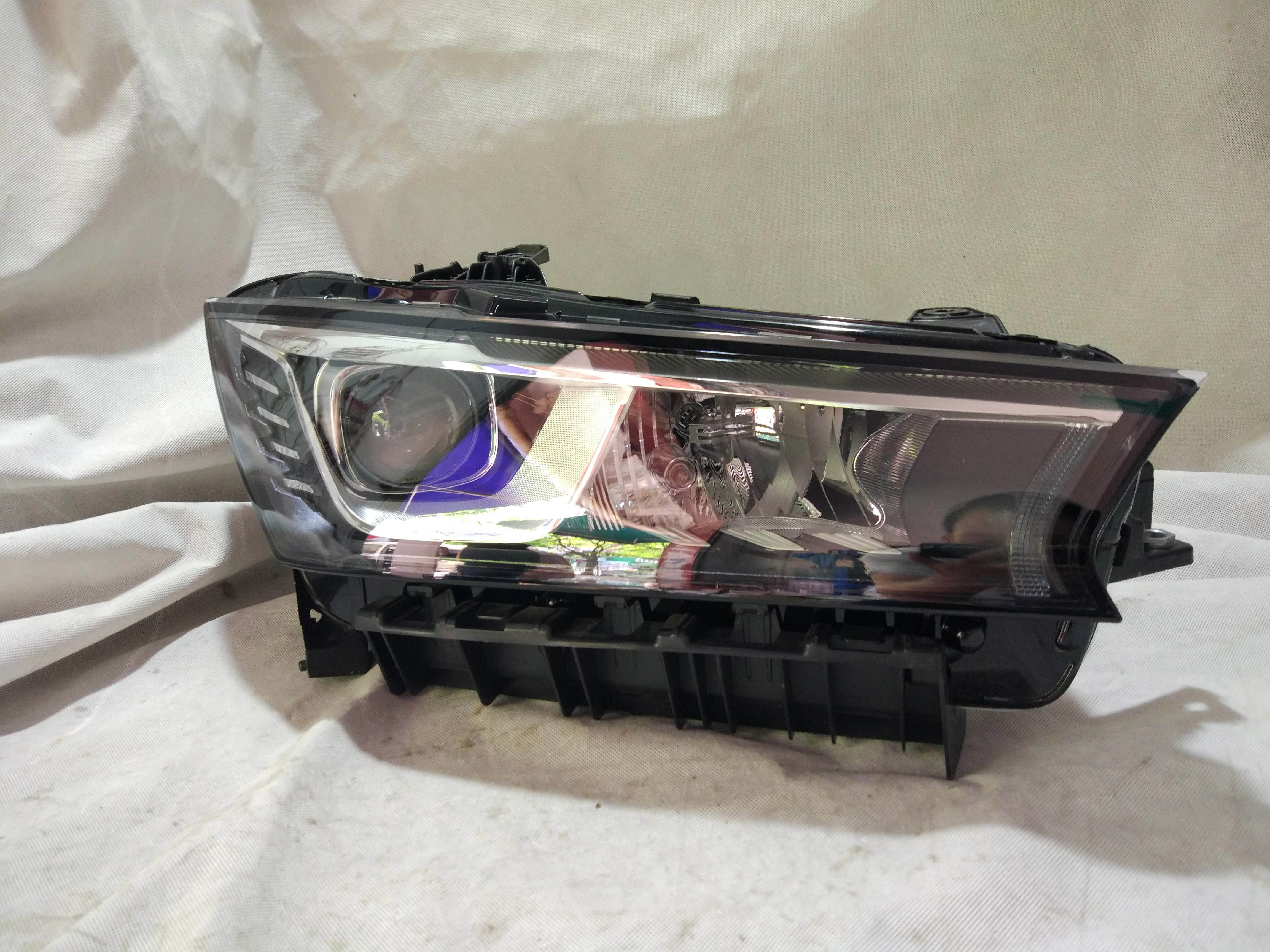 适用于宝沃bx5bx7bx6大灯总成氙气光灯led大灯总成