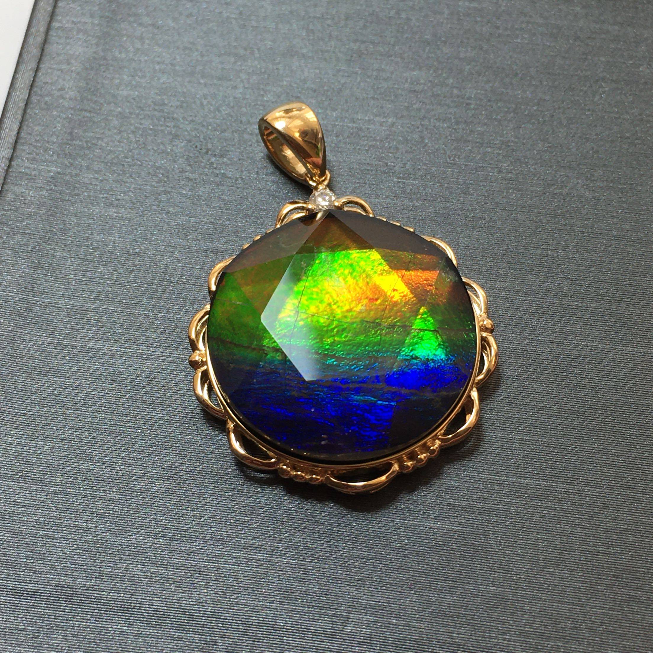 加拿大彩石镶嵌金镶嵌18k女斑新款项链宝石天然水晶项坠