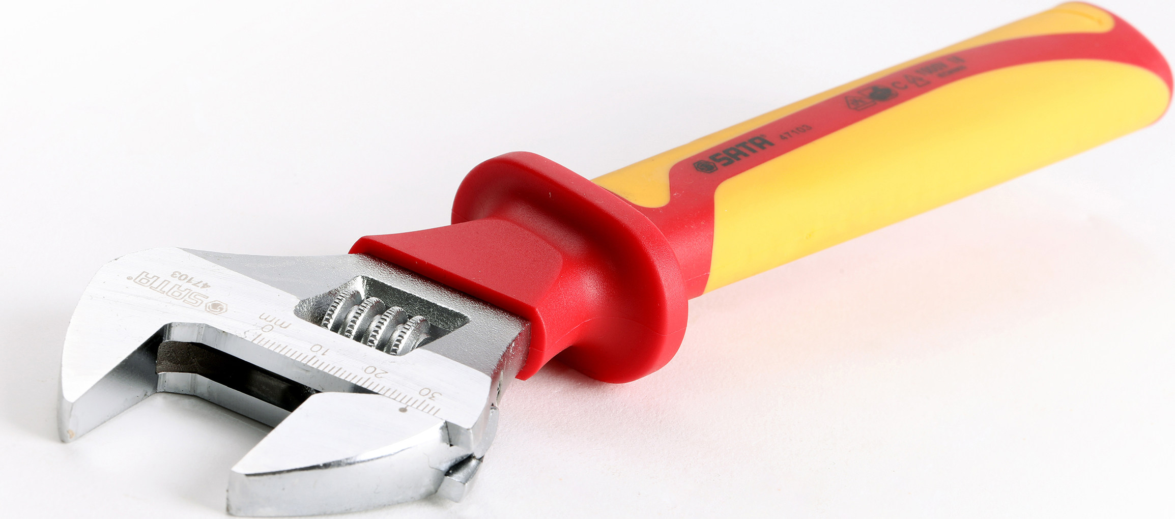 世达工具vde绝缘耐压1000v活动扳手471016寸活扳手