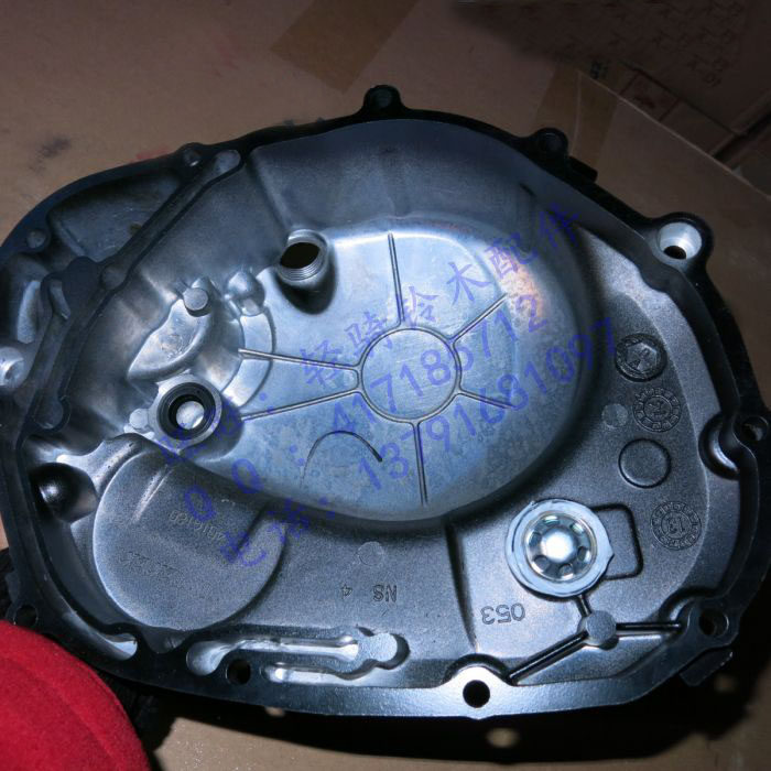 轻骑铃木王gs125箱体黑色骏威gsx125曲轴轴箱骏龙摩托车发动机