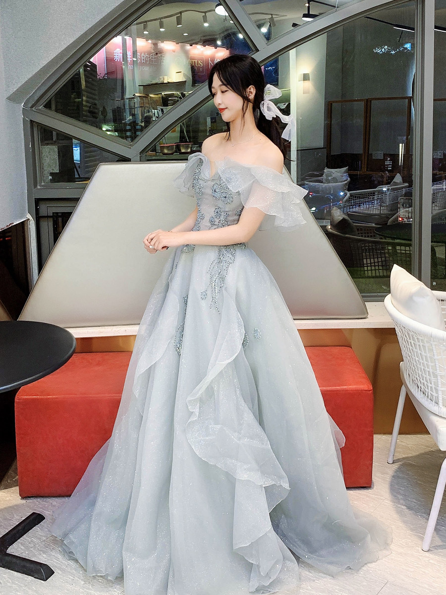 进店购买韵卓曼妮婚纱礼服立即购买06668元发货地:江苏 苏州包邮