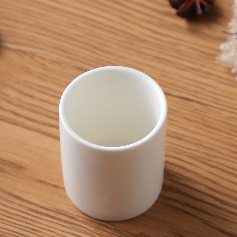 陶瓷日式小口清酒酒杯创意圆柱小杯小而小而美清酒杯