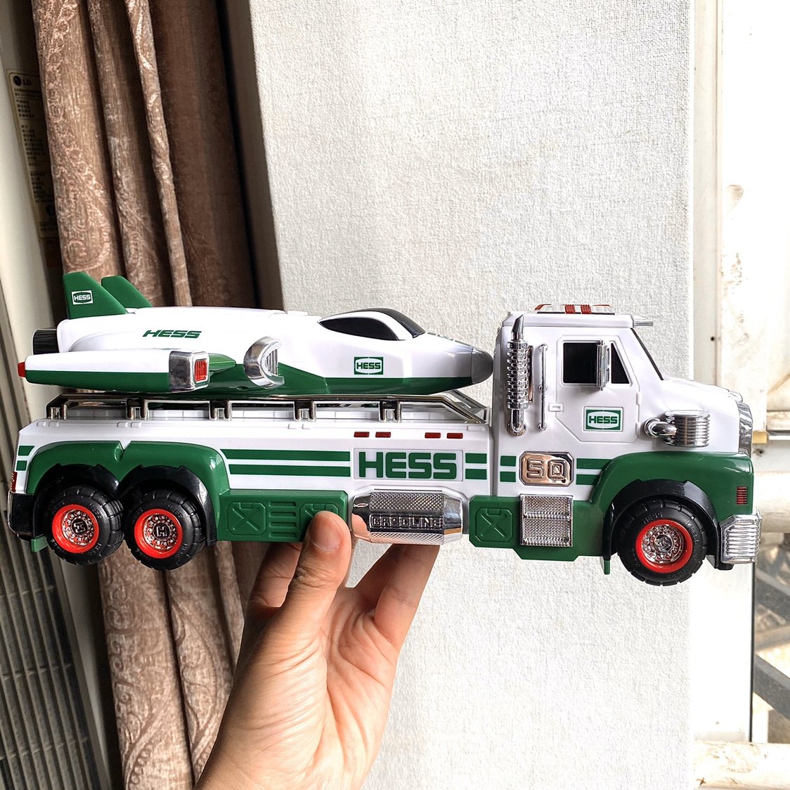 国产出口美国赫斯hess50周年纪念航天飞机运输车声光车模稀有惯性