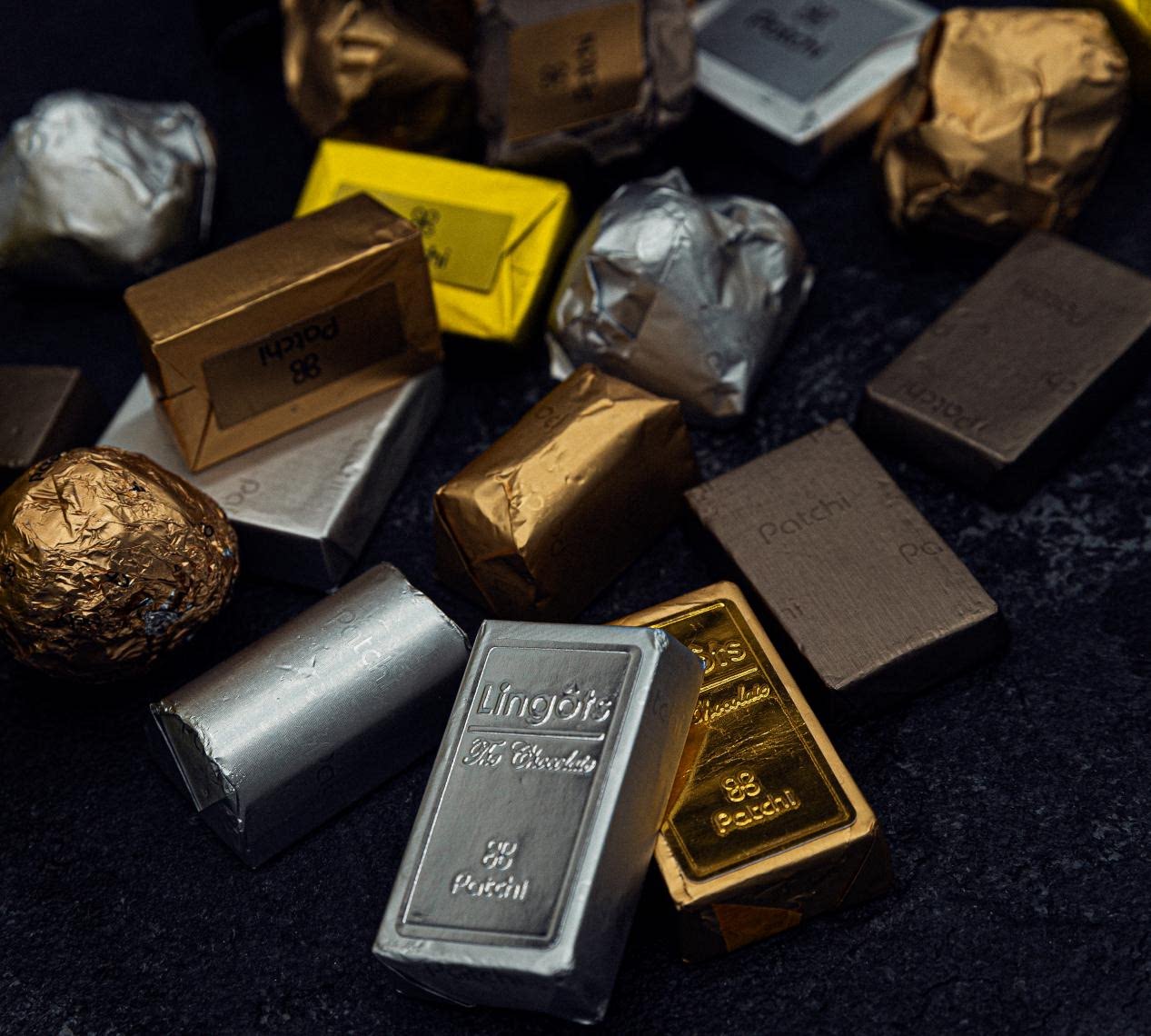 迪拜进口奢华经典混合口味牛奶巧克力零食送男女友礼品盒包装 - 美国