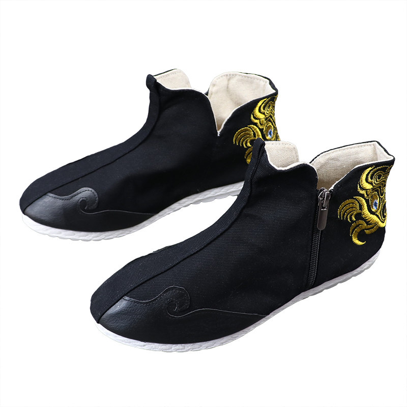 春秋中国国风男鞋官靴虎头刺绣复古透气短靴时装靴