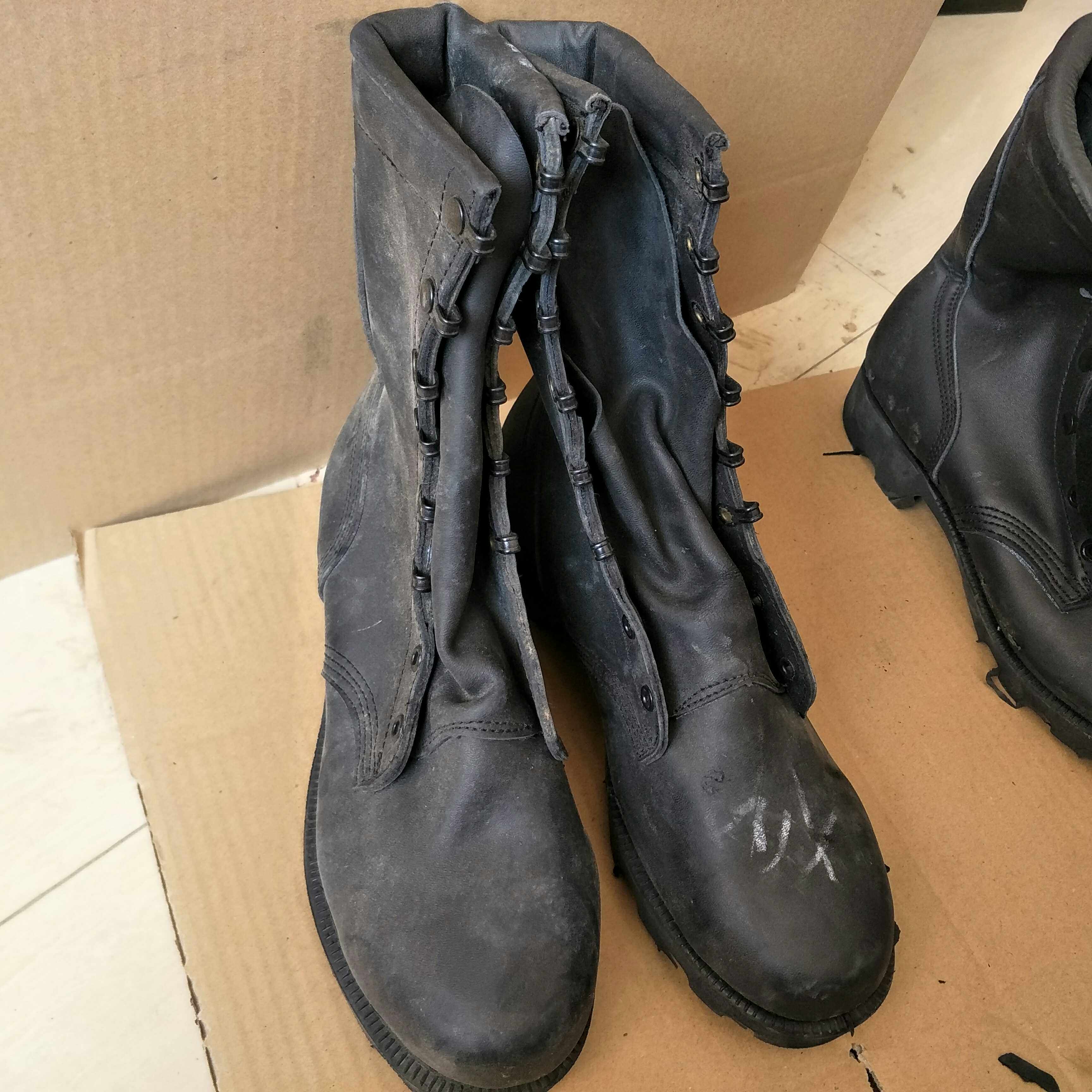 库存3514出口出口国国外牛皮战训靴大瑕疵处理时装靴