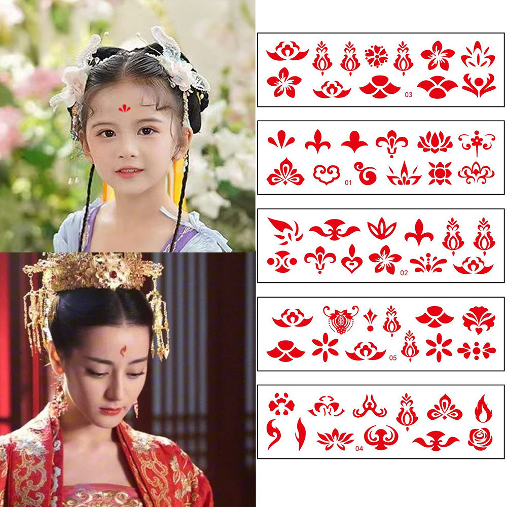额头上的花钿贴纸,真的能让整体look瞬间提升好几个档次!
