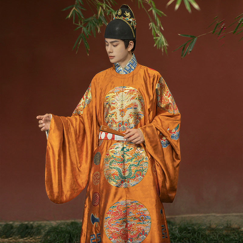 砚滨明制汉服织金仿妆十二章纹衮服圆领龙袍汉服