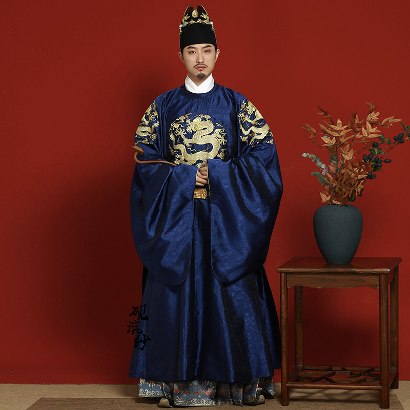 君临男女圆领服明补补四团龙补补砚滨金绣汉服盘民族服装