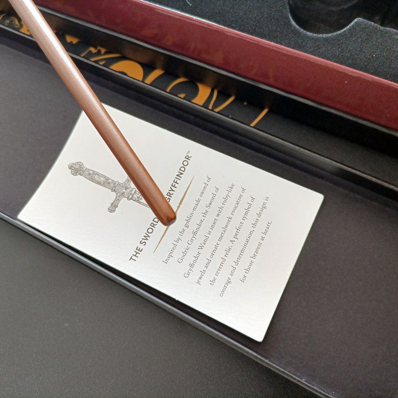 代购华纳正版哈利波特周边格兰芬多魂器宝剑魔杖魔法棒cosplay配件