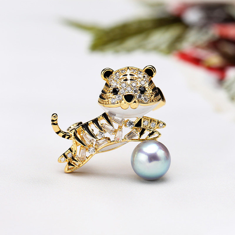 超萌老虎胸针akoya真多天然海水珍珠银灰蓝毛胸饰