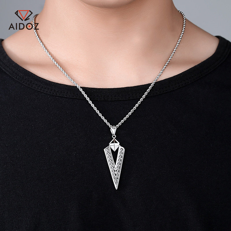 吊坠时尚pt950铂金几何显大正品白金项链三角形颈饰