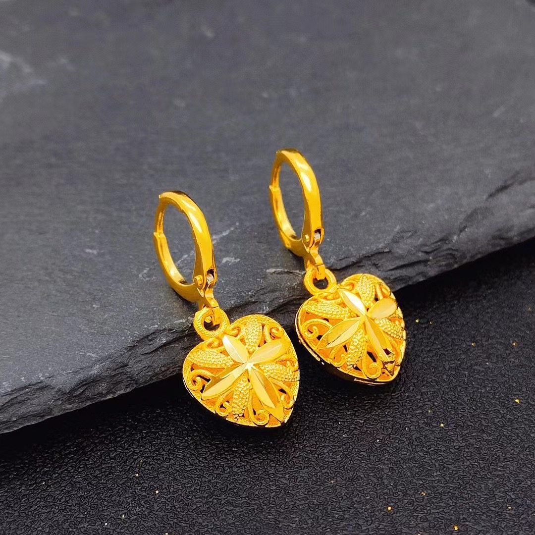 耳环新款沙金女铜镀金黄金镂空爱心耳扣时尚耳环
