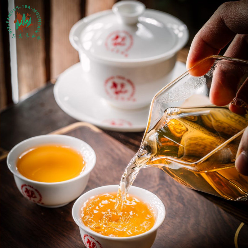 六大茶山2019年俊昌号云南普洱茶茶饼357g临沧茶区普洱