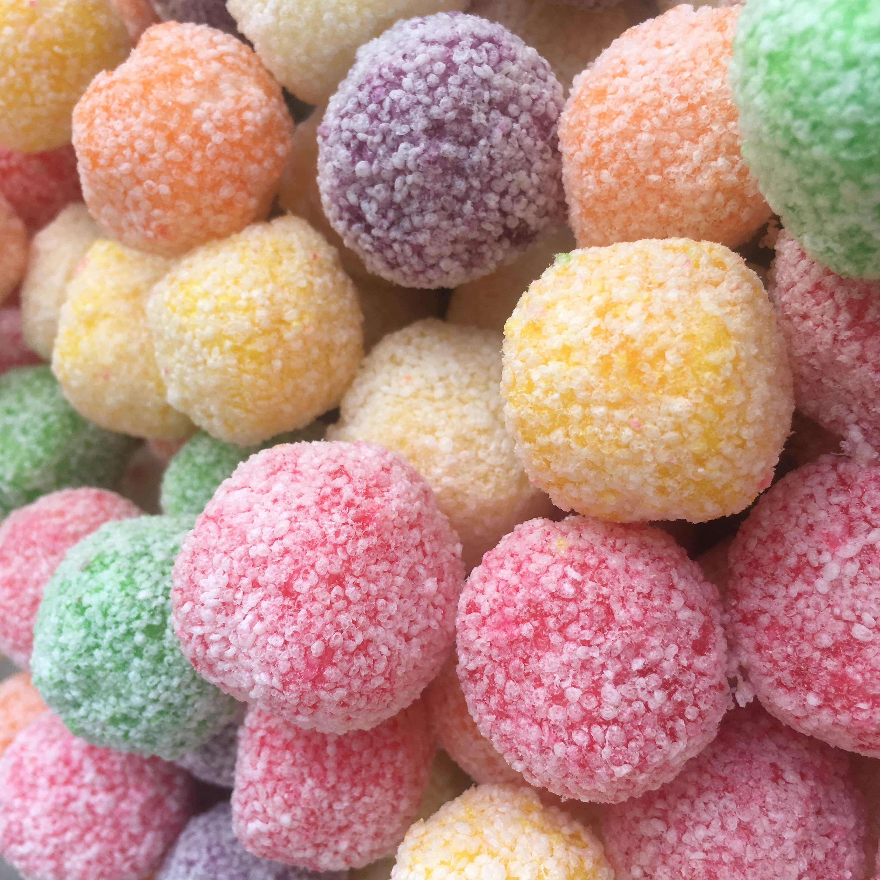 彩色花球直销蛋糕装饰糖果冰糖葫芦干冰冒烟爆米膨化食品