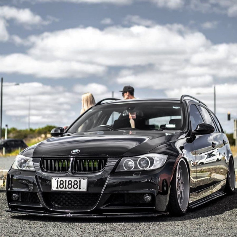 适用于宝马e90e92改装中网黑武士亮哑碳纤三色中网