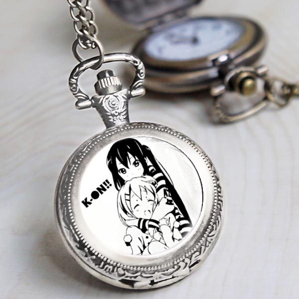 动漫轻音少女kon泽唯二元次日复古翻盖怀表动漫手表