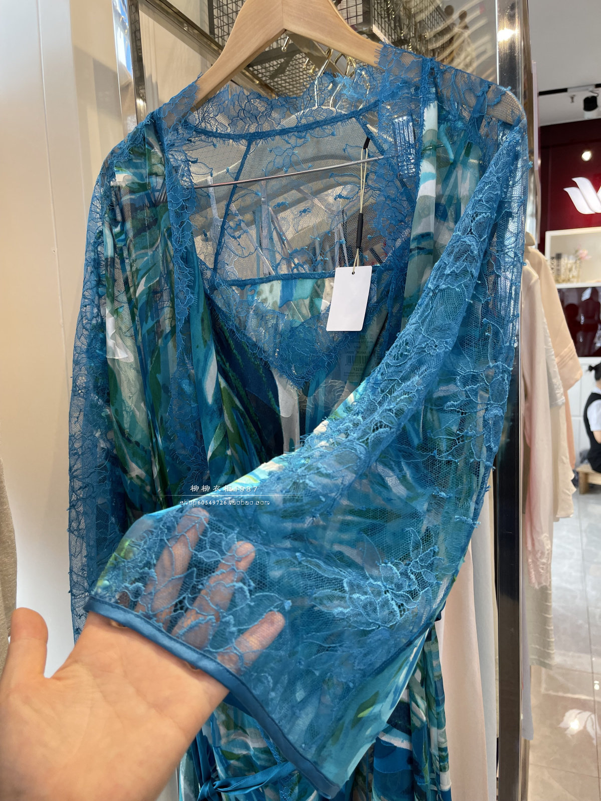 华歌尔salute系列莎露真丝睫毛蕾丝睡袍ln5009睡袍