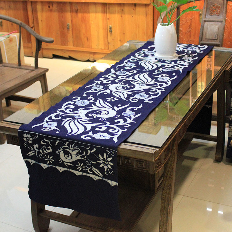 苗族蜡染画桌旗花飞凤纯棉单层茶几长条民族风苗族蜡染