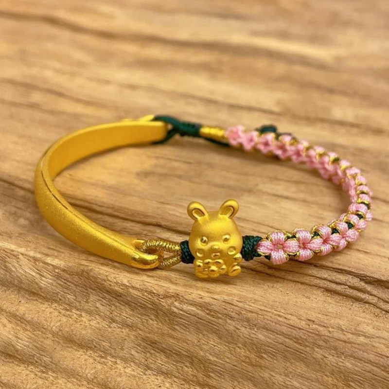 手镯黄金足金兔子3d硬金本命年红绳半镯女友定价黄金耳饰