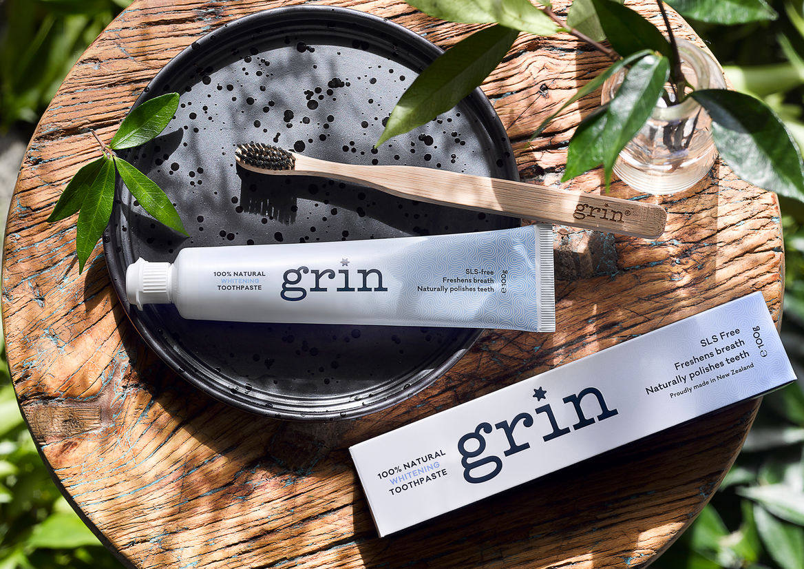 新西兰 grin 天然蜂胶牙膏麦卢卡全效抗敏美白修复 100g炫亮护龈